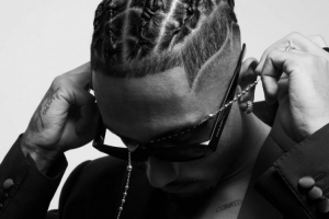 拉菲尼亚：赢得世界杯是生涯最大梦想，为巴西巴萨踢球压力都很大