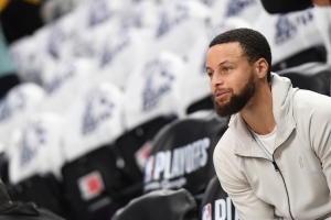 惺惺相惜！库里：奥尼尔说我是他的历史前5 那对我意义重大