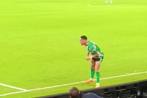 外语得学！阿诺德晒说西班牙语视频，表示已与美女老师学习5个月